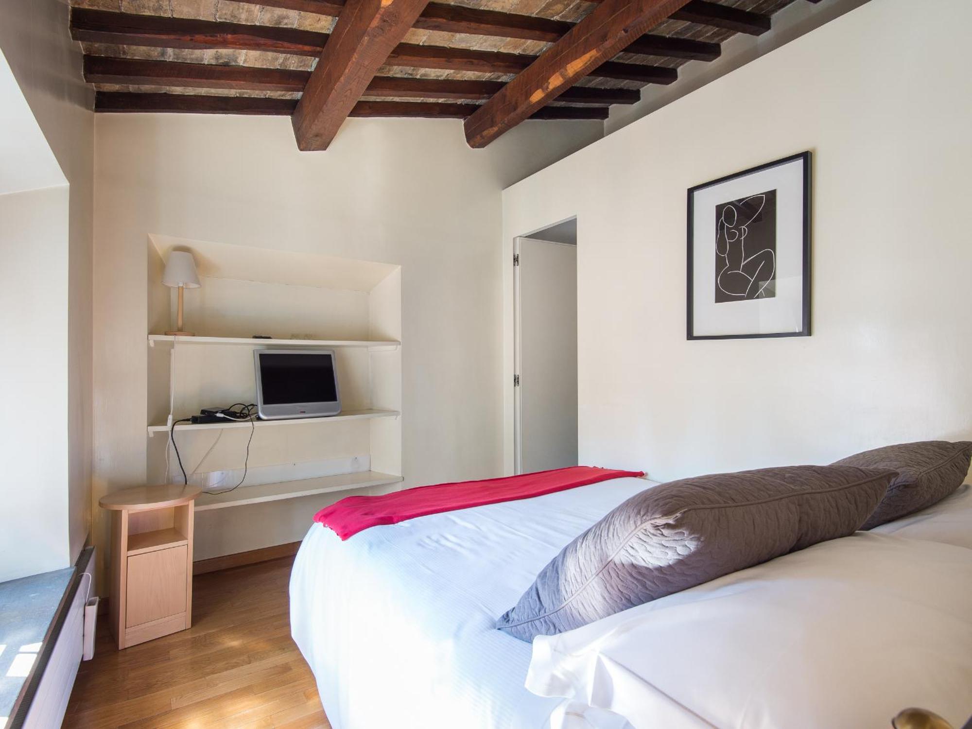 Spanish Steps Vittoria Apartment