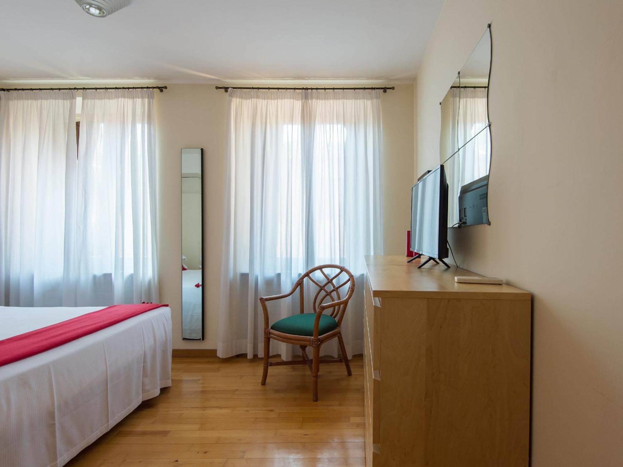 Spanish Steps Vittoria Apartment